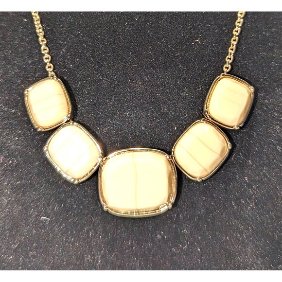 Neutral Cream Squares Brown Veining Gold Tone Work Casual Necklace - Picture 3 of 8